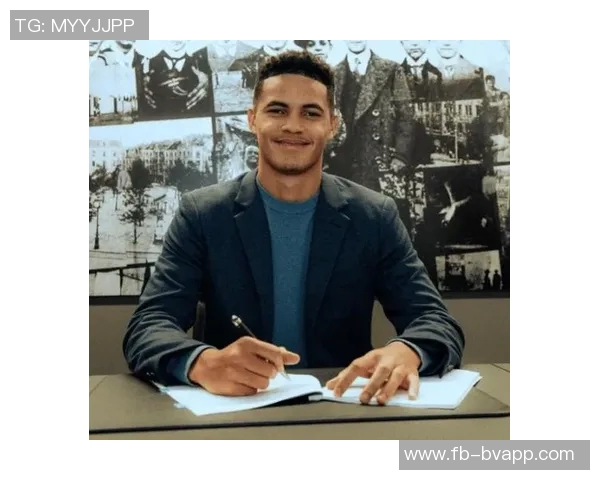 多特蒙德即将以1200万欧元签下克鲁塞罗左后卫普拉特斯